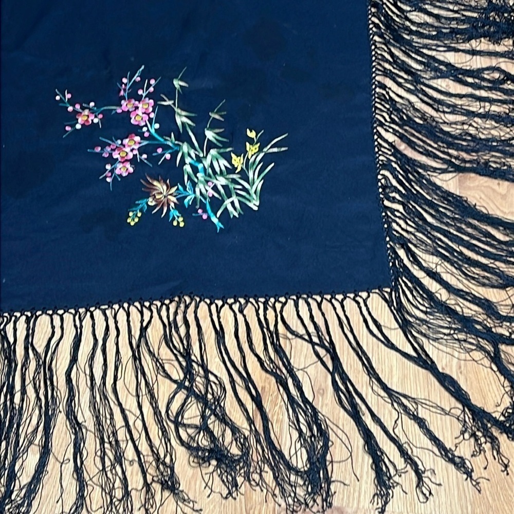 Large 62” Square Vintage Black Poly Embroidered 10” Tassels Piano Shawl Wrap - Picture 3 of 8